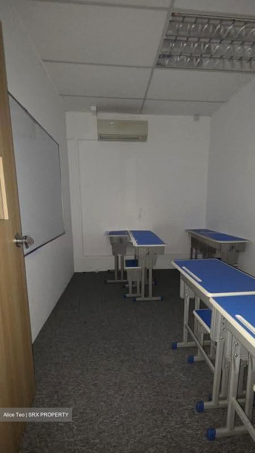 Parkway Centre (D15), Office #615694981